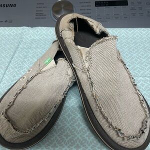 Sanuk Men’s Beige Canvas Slip-On Loafers